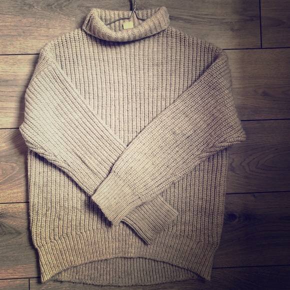 Gap sweater - Picture 1 of 2